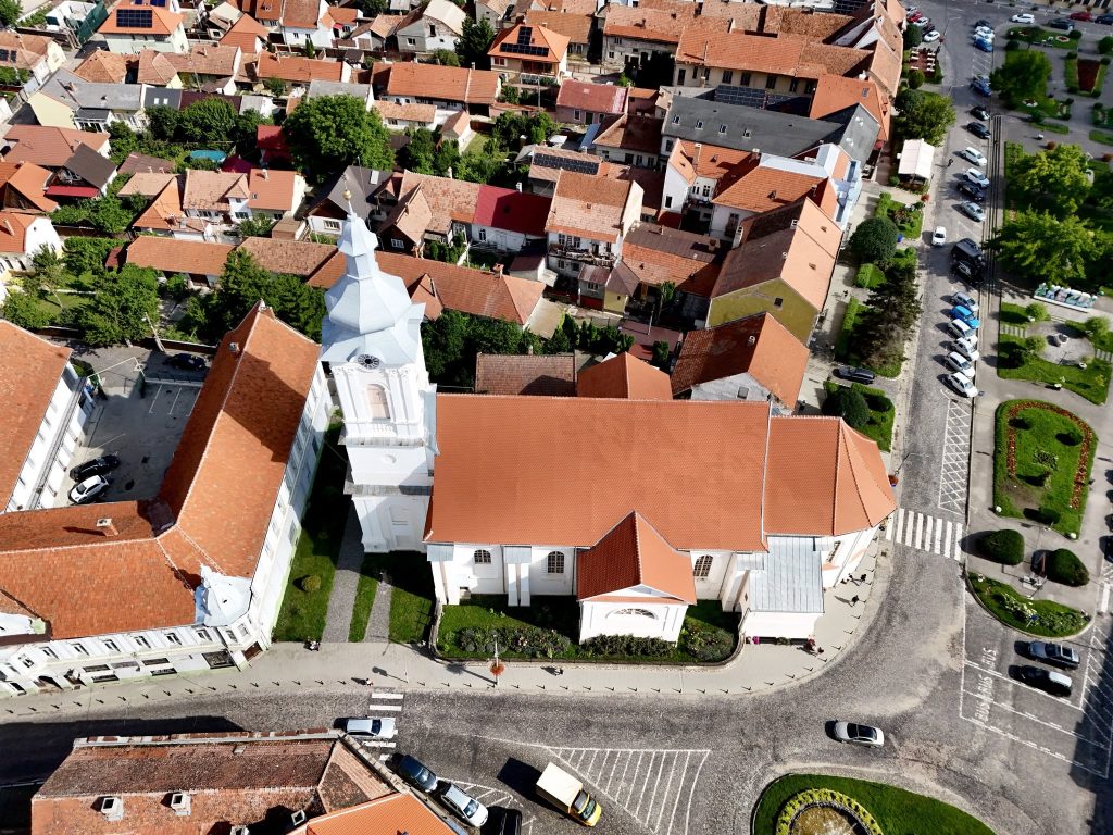 Kézdivásárhelyi református templom a Gábor Áron téren