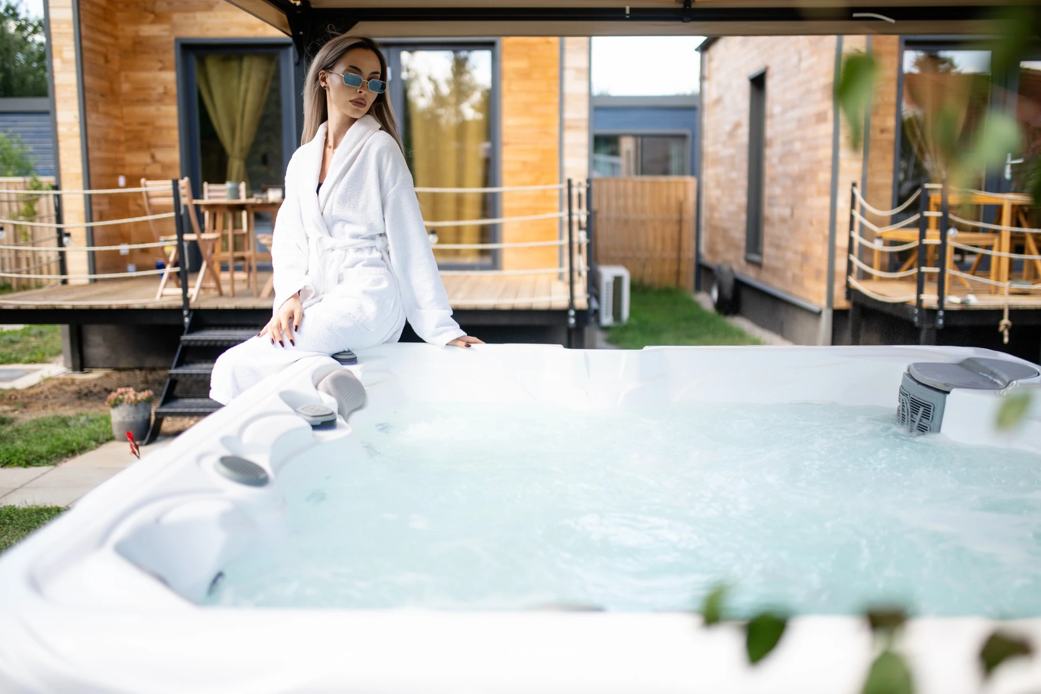 Ypsilon, tiny house cu jacuzzi privat în Târgu Secuiesc, din oferta Pixel Resort